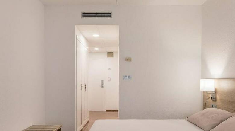 Hotel Husa Villa San Juan