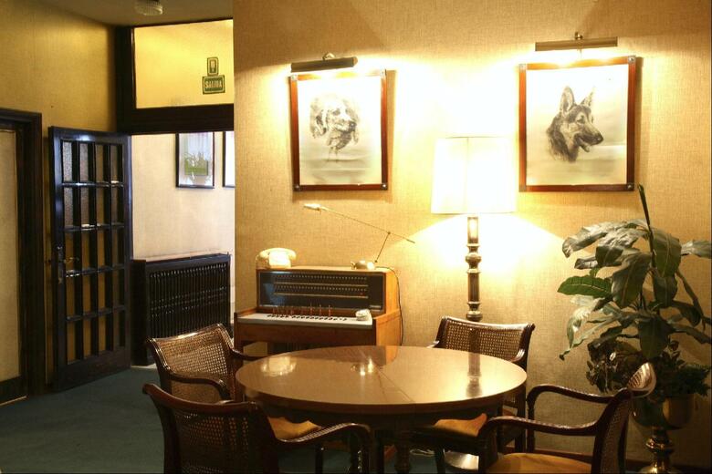 Hotel Moncl�s