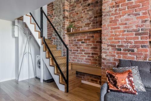 Best Apartments- Mere Residence