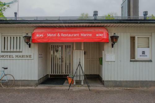 Hotel Motel Marine