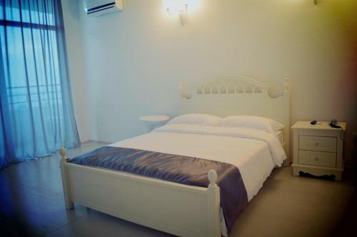 Gb Hotel
