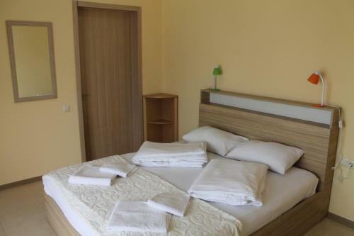 Hostal Okro Life