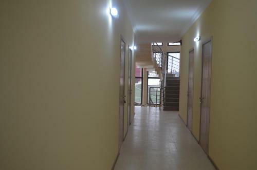 Hostal Okro Life