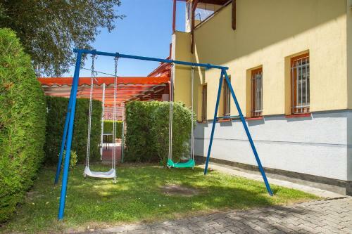 Familia Apartment 100/3