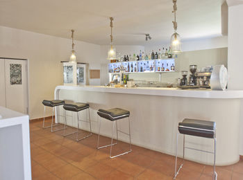 Arohaz Hotel & Gastrobar
