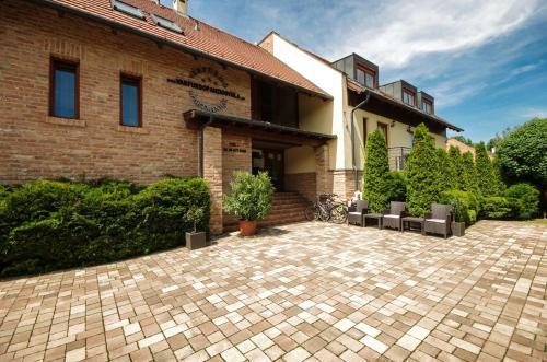 Apartamento V�rf�rd? Panzi� Gyula