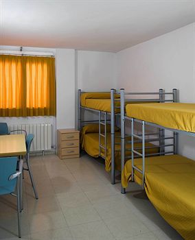 Albergue Inturjoven Sierra Nevada - Hostel