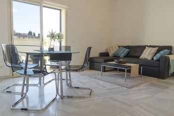 Aparthotel Livin4malaga Suites Superior
