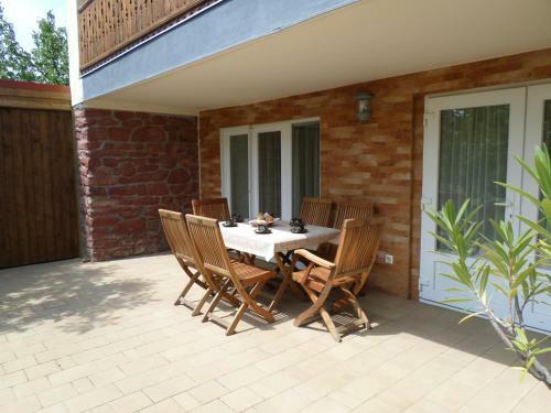 Apartamento Szabadid? Vend�gh�z