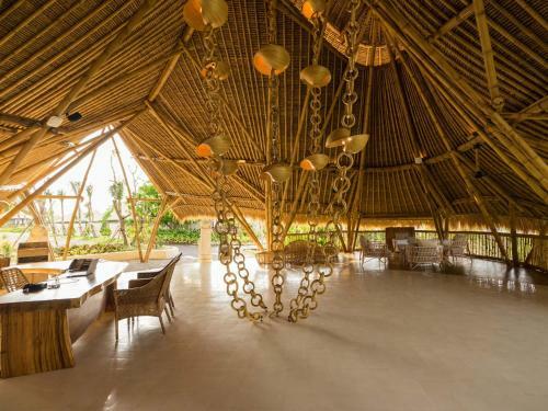 Menjangan Dynasty Resort