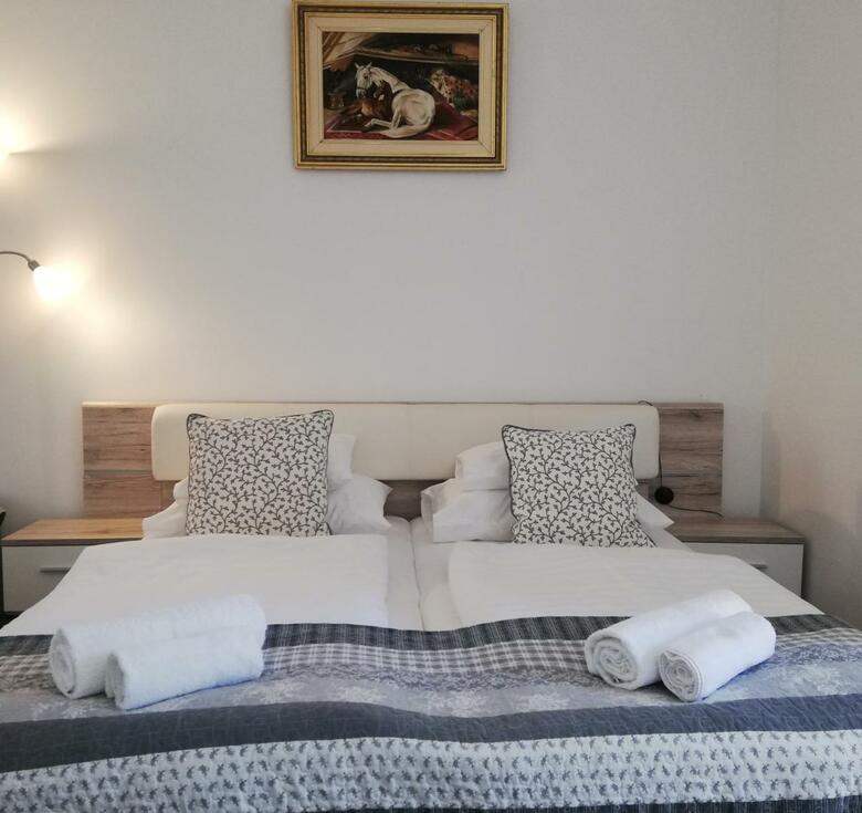 Hostal Malom-t� Guest House Tapolca