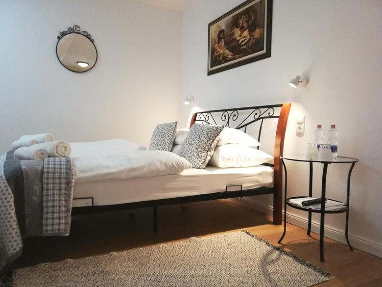 Hostal Malom-t� Guest House Tapolca