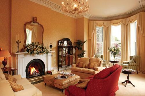 Bed & Breakfast Knockeven House