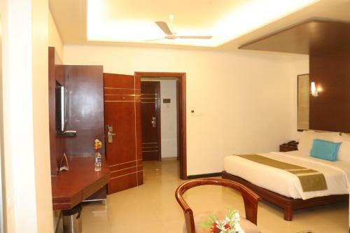 Kyriad Hotel Indore By Othpl