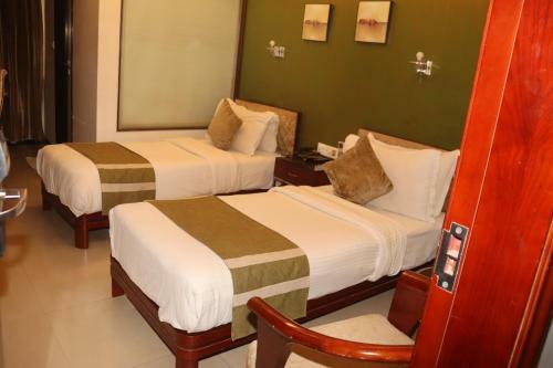 Kyriad Hotel Indore By Othpl