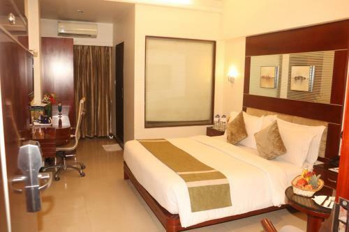 Kyriad Hotel Indore By Othpl