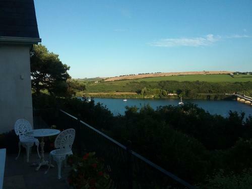 Rocklands House Bed And Breakfast