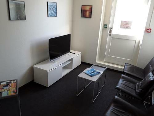 Albergue Route 1 Guesthouse