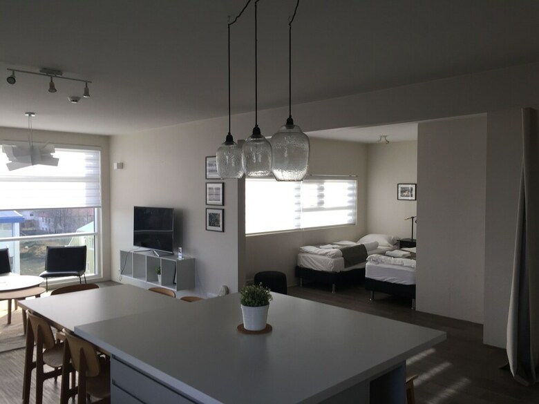 Hostal Bella Apartments & Rooms