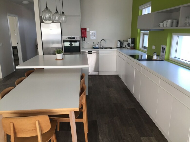 Hostal Bella Apartments & Rooms