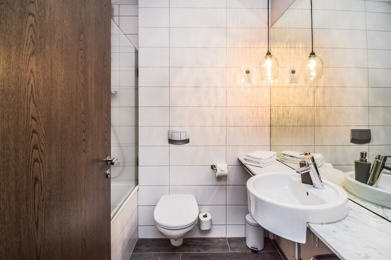 Hostal Bella Apartments & Rooms