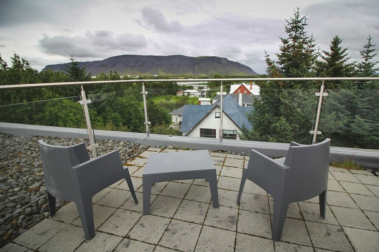 Hostal Bella Apartments & Rooms