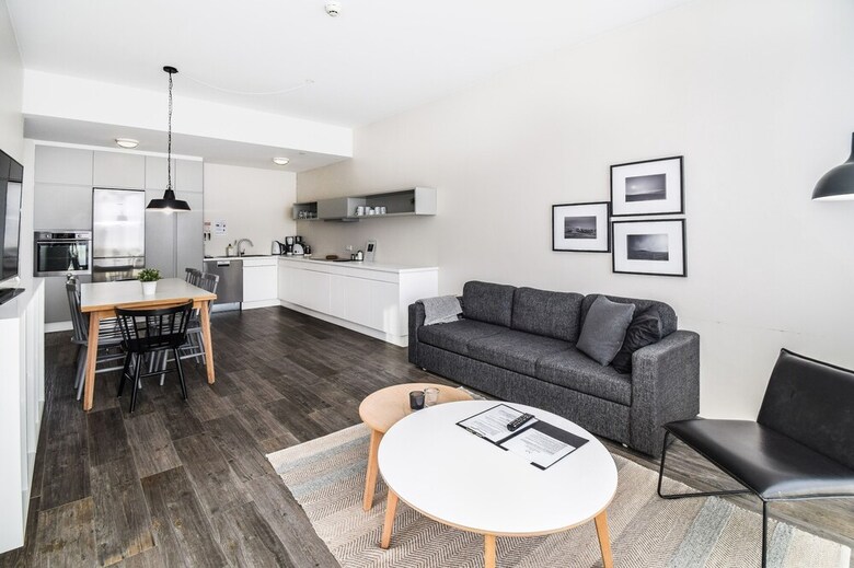Hostal Bella Apartments & Rooms