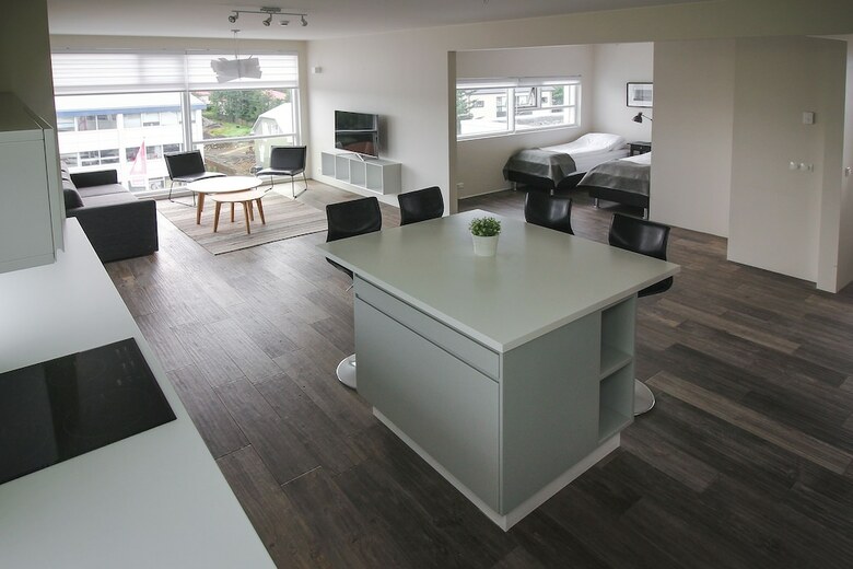 Hostal Bella Apartments & Rooms