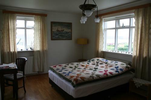 Hostal Wave Guesthouse Hr�sey