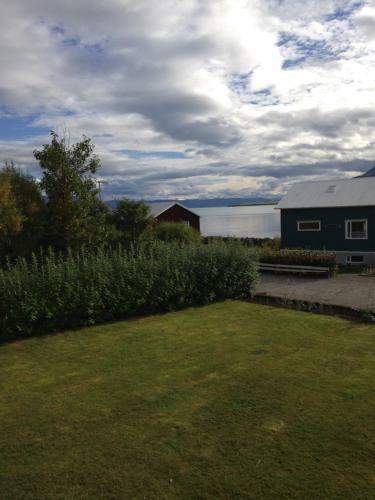 Hostal Wave Guesthouse Hr�sey