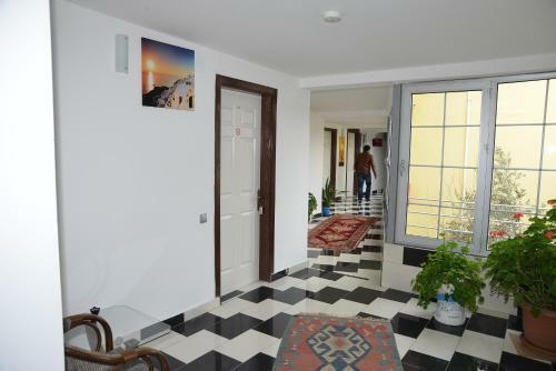 Ozbay Hotel