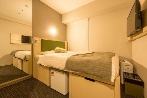Super Hotel Premier Osaka Hommachi
