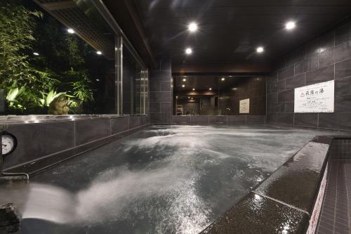 Capsule Hotel Anshin Oyado Ogikubo (male Only)