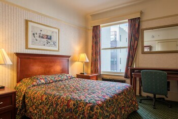 Union Square Plaza Hotel