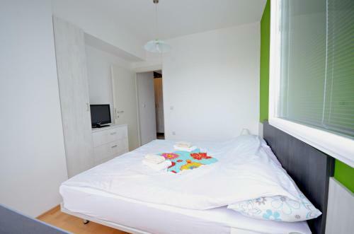 Aries Apartments