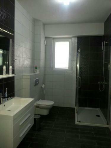 Atlantis Apartment 4 Pestani