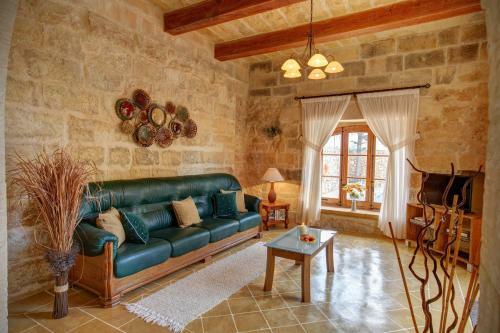 Villa Joy Farmhouse