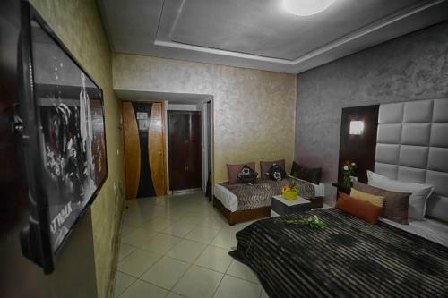 Hostal Hotel Vents Des Iles