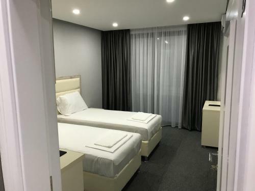 Hostal Guesthouse Montex
