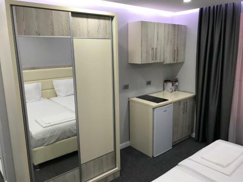Hostal Guesthouse Montex