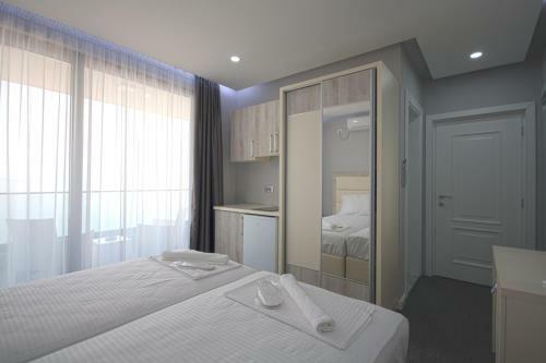 Hostal Guesthouse Montex