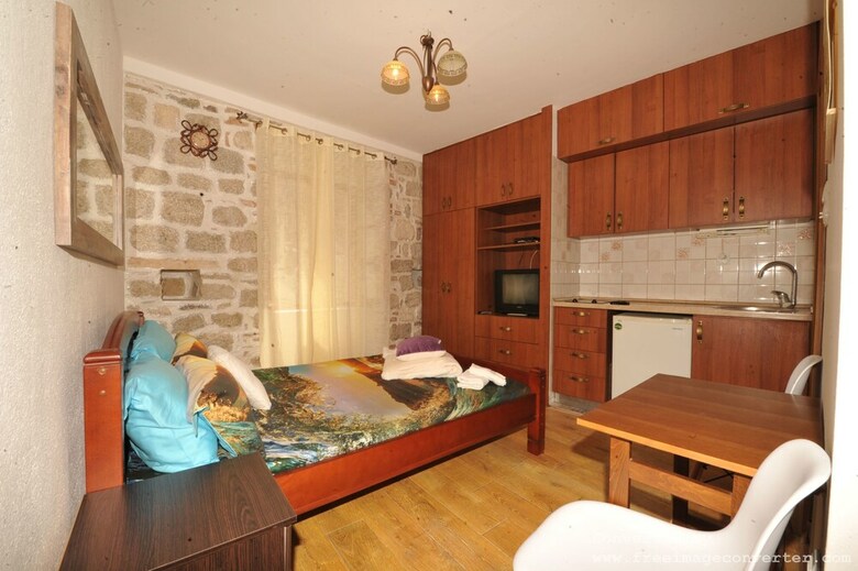 UNA Apartments
