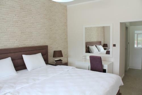Apartamentos Hotel Opera Jaz