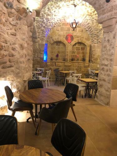 Hashimi Hotel