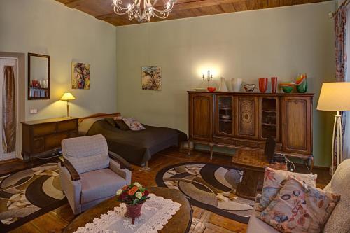 Bed & Breakfast Bernardinu St. Guest House