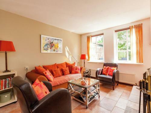 Modern Holiday Home In Noordwijkerhout With Fireplace