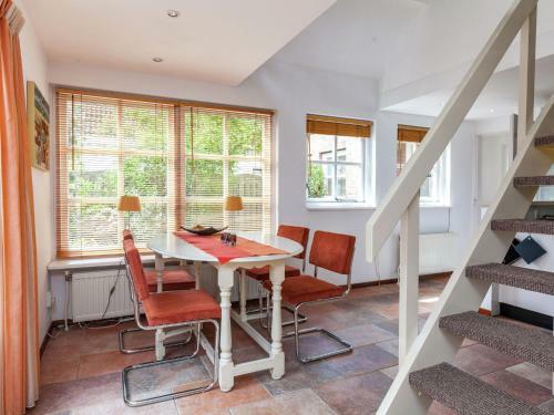 Modern Holiday Home In Noordwijkerhout With Fireplace