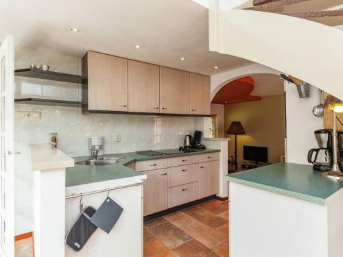 Modern Holiday Home In Noordwijkerhout With Fireplace