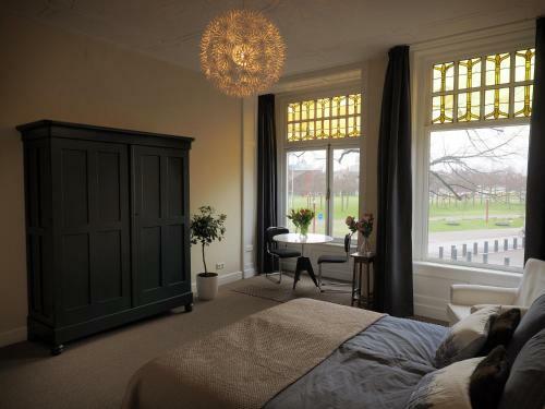Bed & Breakfast M-square