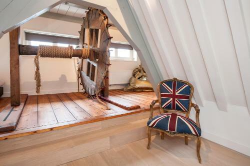 Cityden Canal Serviced Apartments